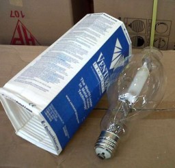 Lampu Metal Halide 1000w BT37 Venture